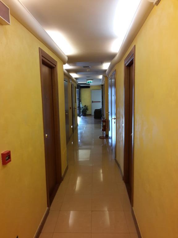 Albergo Sonia Флоренция Екстериор снимка