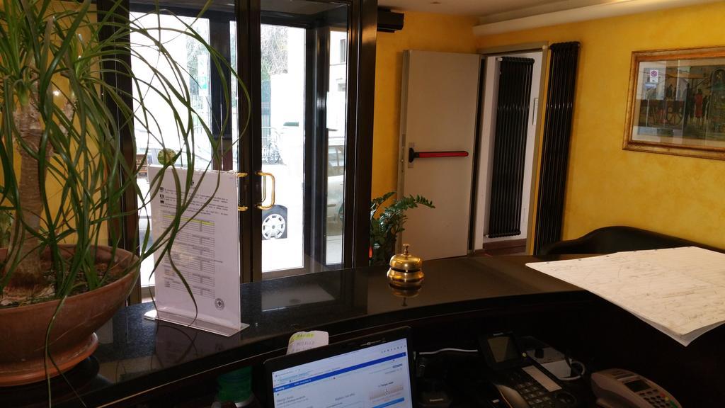 Albergo Sonia Флоренция Екстериор снимка