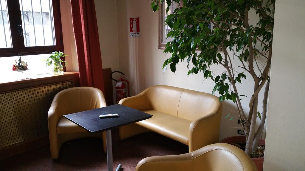 Albergo Sonia Флоренция Екстериор снимка